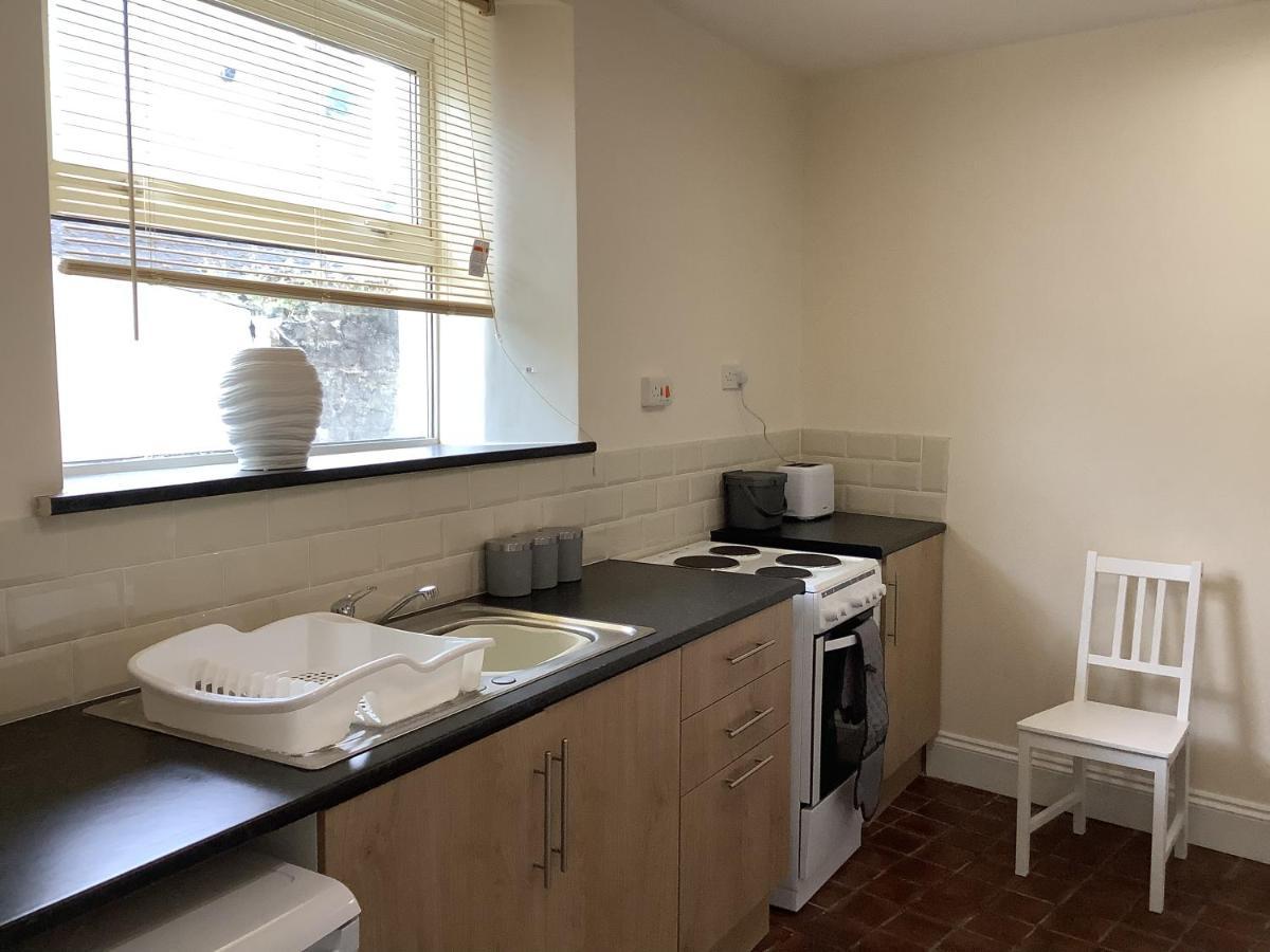 1 - Bed Ground Floor Apartment تينبي المظهر الخارجي الصورة