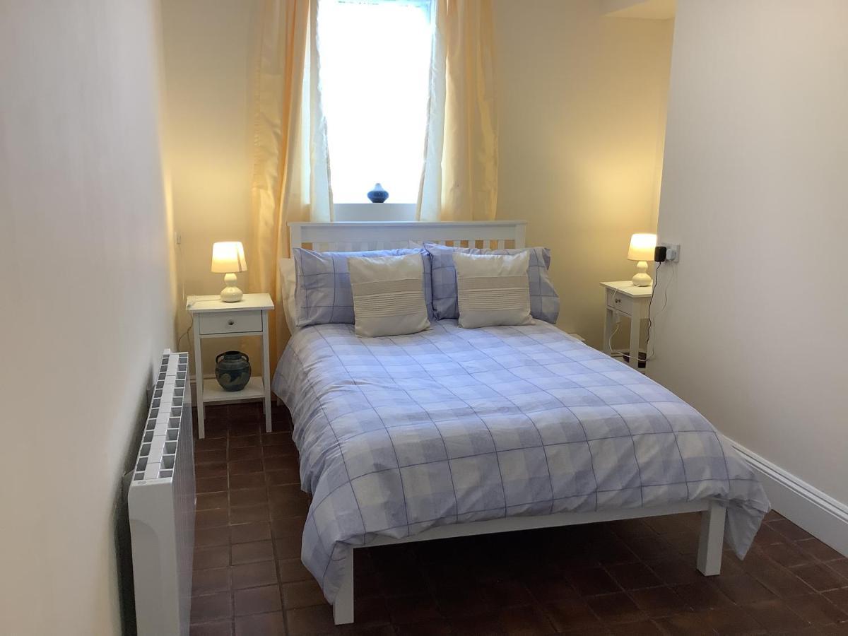 1 - Bed Ground Floor Apartment تينبي المظهر الخارجي الصورة